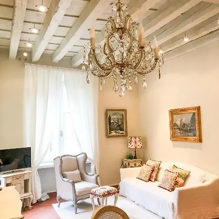 Apartment Palazzo Tiolo Verona