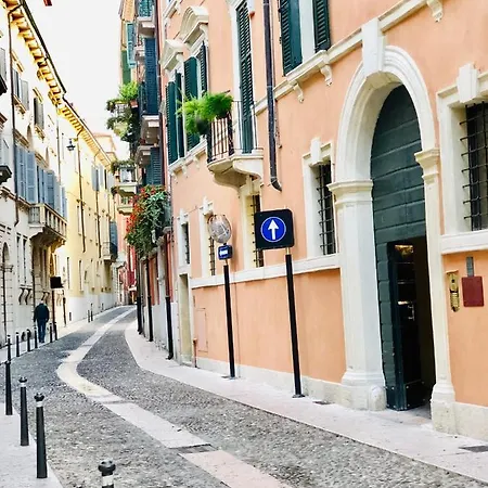 Palazzo Tiolo Apartamento